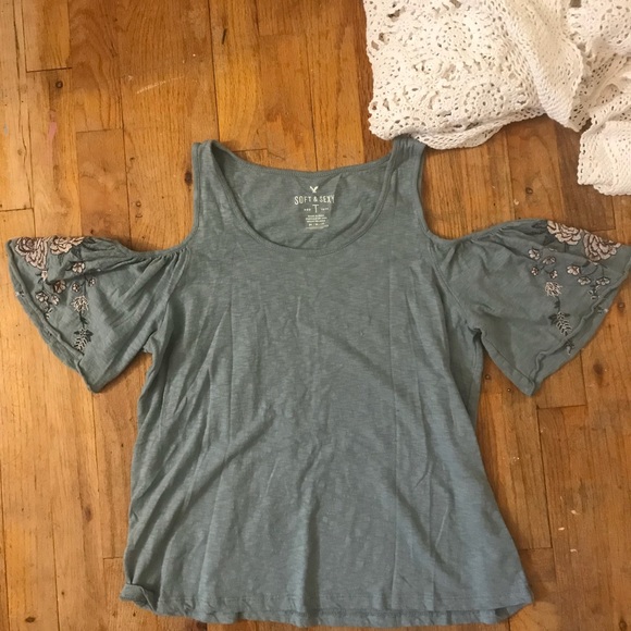 American Eagle Outfitters Tops - American Eagle Top